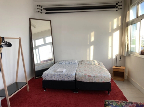 Amazing sea View, High Speed Wifi Great Apartment up to 6 People, in Ipanema