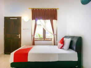 OYO 3139 Naya Guest House Syariah