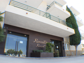 Rescator Resort 330 in Roses