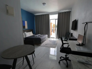 PÀRIS Business