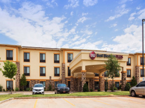 Best Western Plus Fairview Inn & Suites