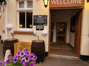 Stonehenge Inn