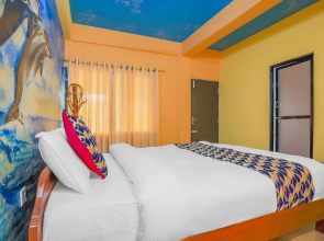 Oyo 403 Hotel Paradise Inn