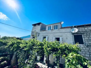 Jakov Apartments