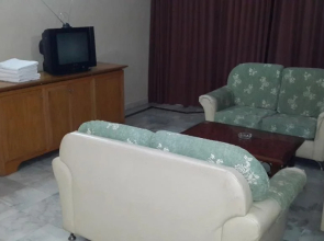 Golden City Apartment - Leisure Holiday Resorts