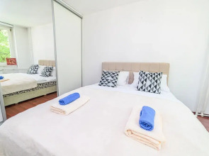 Beautiful Cozy Studio Close To City Center