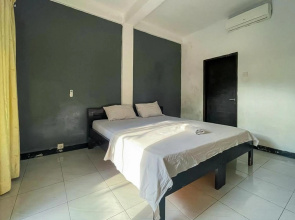 711 Gili Trawangan Near Gili Trawangan Harbour RedPartner