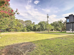 Bright Jonestown Retreat w/ Yard & Porch!