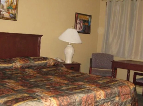 Twin Creeks Motel