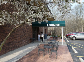 Riverbank Lodge