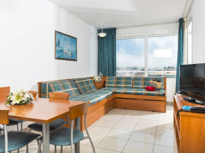 Aparthotel Costa Encantada