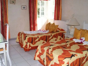 Sea Symphony Villa- 6 bedroom vacation rental villa in Barbados - near beach