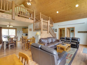 Cabin w/ On-site Trails - 15 Miles to Mt Rushmore!