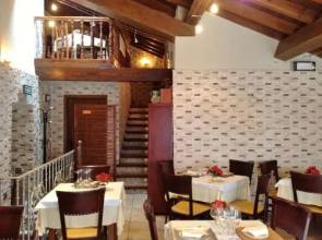 Hostal Cerezo 2 Meson