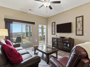 Majestic Retreat Stay for 6