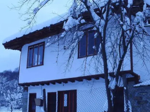 Guest House Four Pines