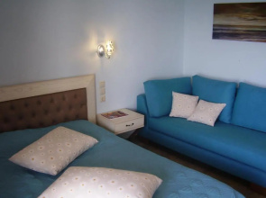 Sunset Suites