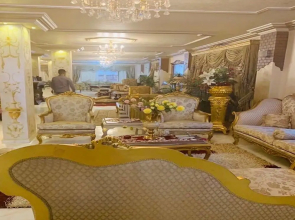 Penthouse Apartment  Pyramids view