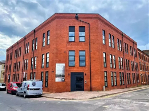 2-bed Apartment Birmingham Snow Hill