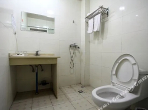 OYO Ningbo Huihuang Business Hotel(OYO宁波辉煌商务宾馆)