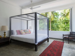 Surf Bay House