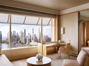 The Ritz-Carlton, Millenia Singapore