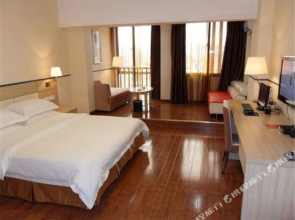 Huayue Apartment Hotel