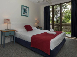 Enderley Gardens Resort