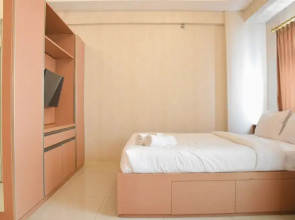 Best Deal and Comfort Big Studio at Green Pramuka City Apartment