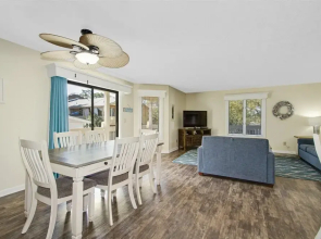 Chelsea House 214