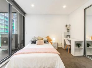 Magdalene Wolli Crk 501