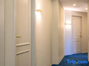 XVI Suites Boutique Hotel