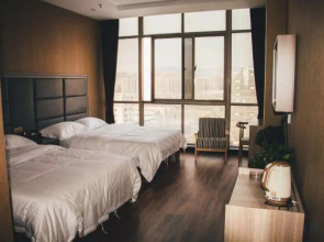 Huaibei Fenglinge Hotel