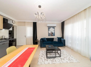 Lovely Flat 2 km to Lara Beach in Muratpasa