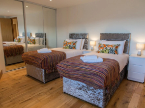 Meridian Quay – the Penthouse