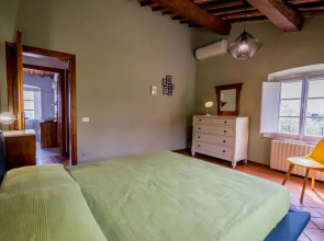 Appartamento con magnifica vista piscina e jacuzzi