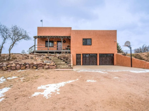 4brfireplace & Mountain Viewsdog-friendly & Hiking Nearby!