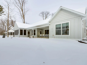 Luxury Serpent Lake Home w/ Gourmet Kitchen!