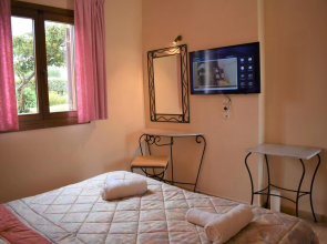 Melidron Hotel