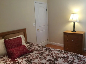 Nice 2 Bedroom in Burbank