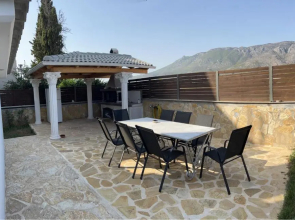 Luxury Detached house near the sea