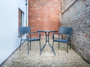 Stylish Modern City Centre Apartment