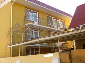 Aida Guest House