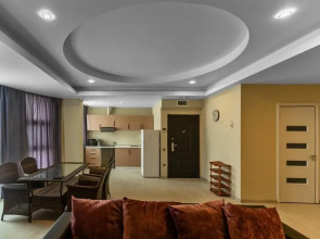 Diplomat Suites
