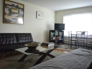 Sunny Westlake Suites by Metro