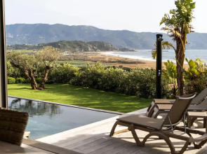 Villa Riposu Jacuzzi Pool Beach Access on Foot