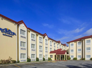 Microtel Inn And Suites Batangas