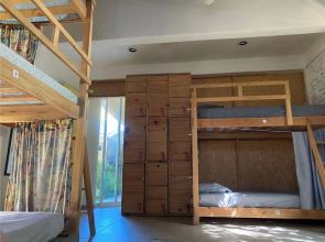 La Palmera Hostel