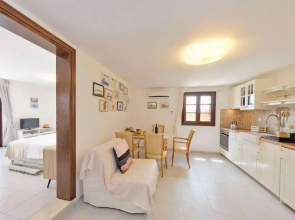 CENTER Penthouse - MEDIEVAL Town 10'- BEACH 2'