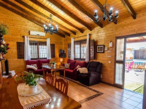Casita de Madera Ardales by Ruralidays